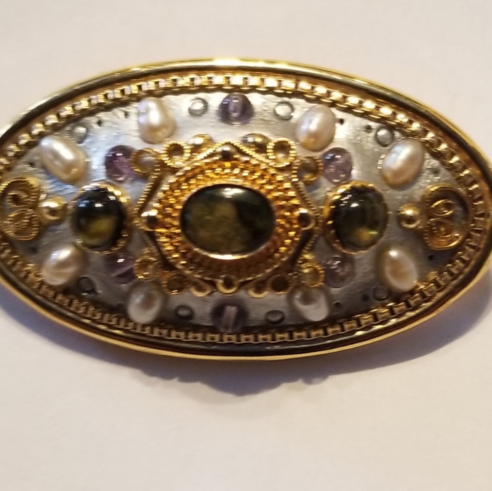 Michal Golan pendant/ pin